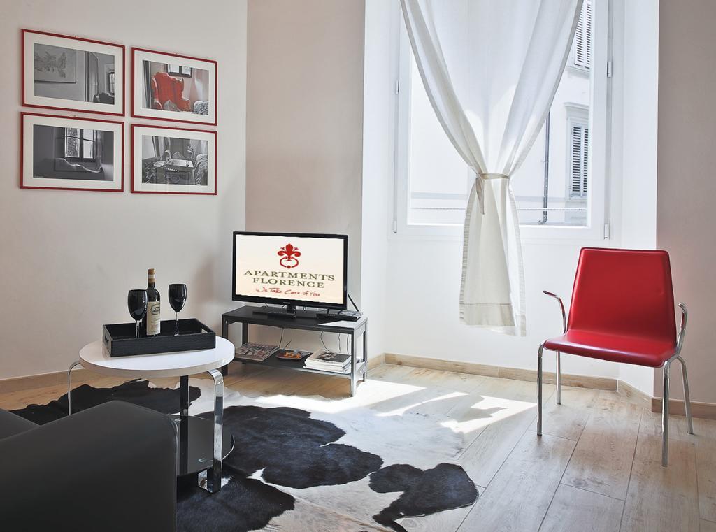 Apartments Florence Pandolfini Street Стая снимка